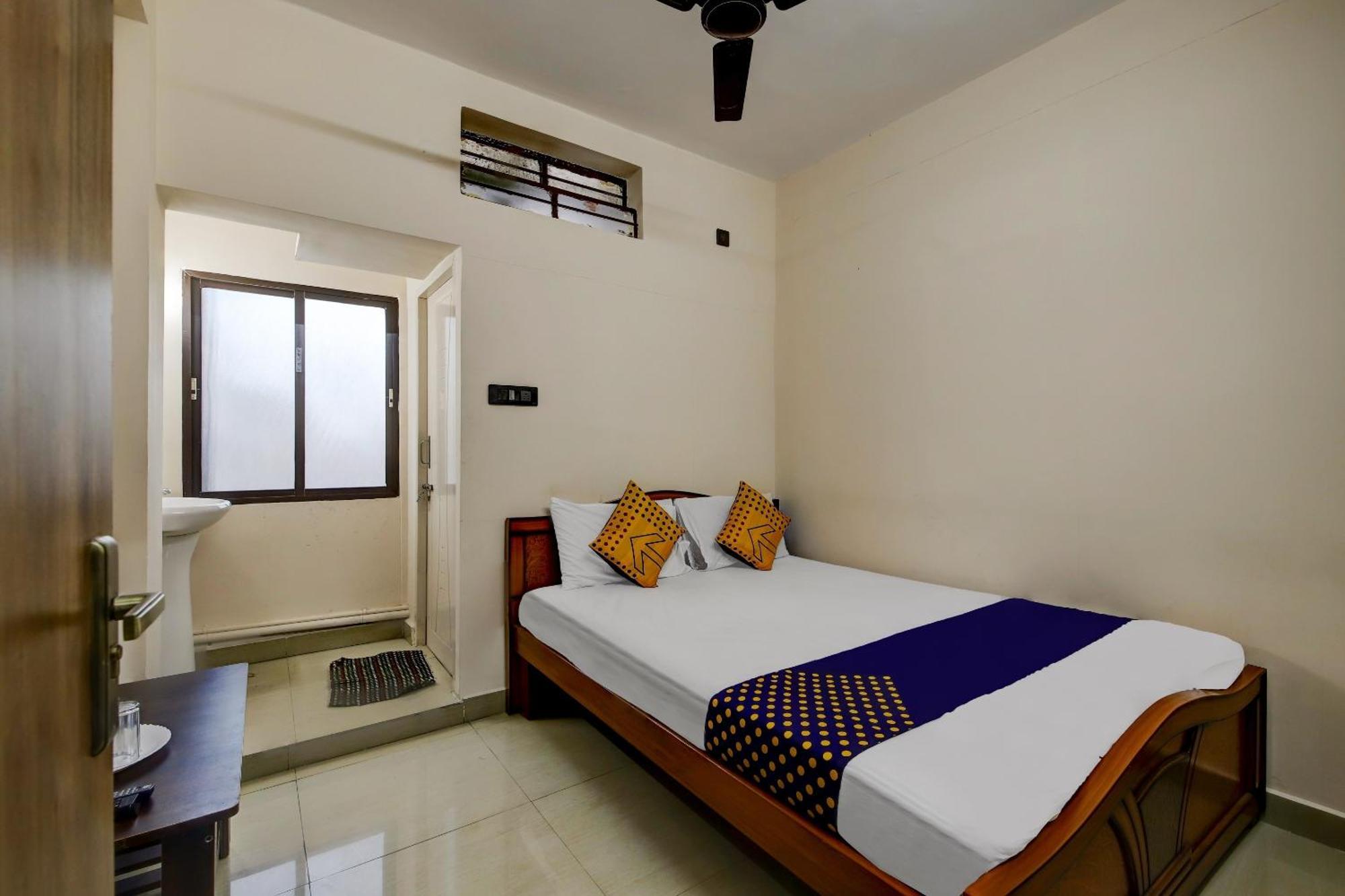 Spot On 73621 Srinivasa Boarding And Lodging Jalahalli Ngoại thất bức ảnh