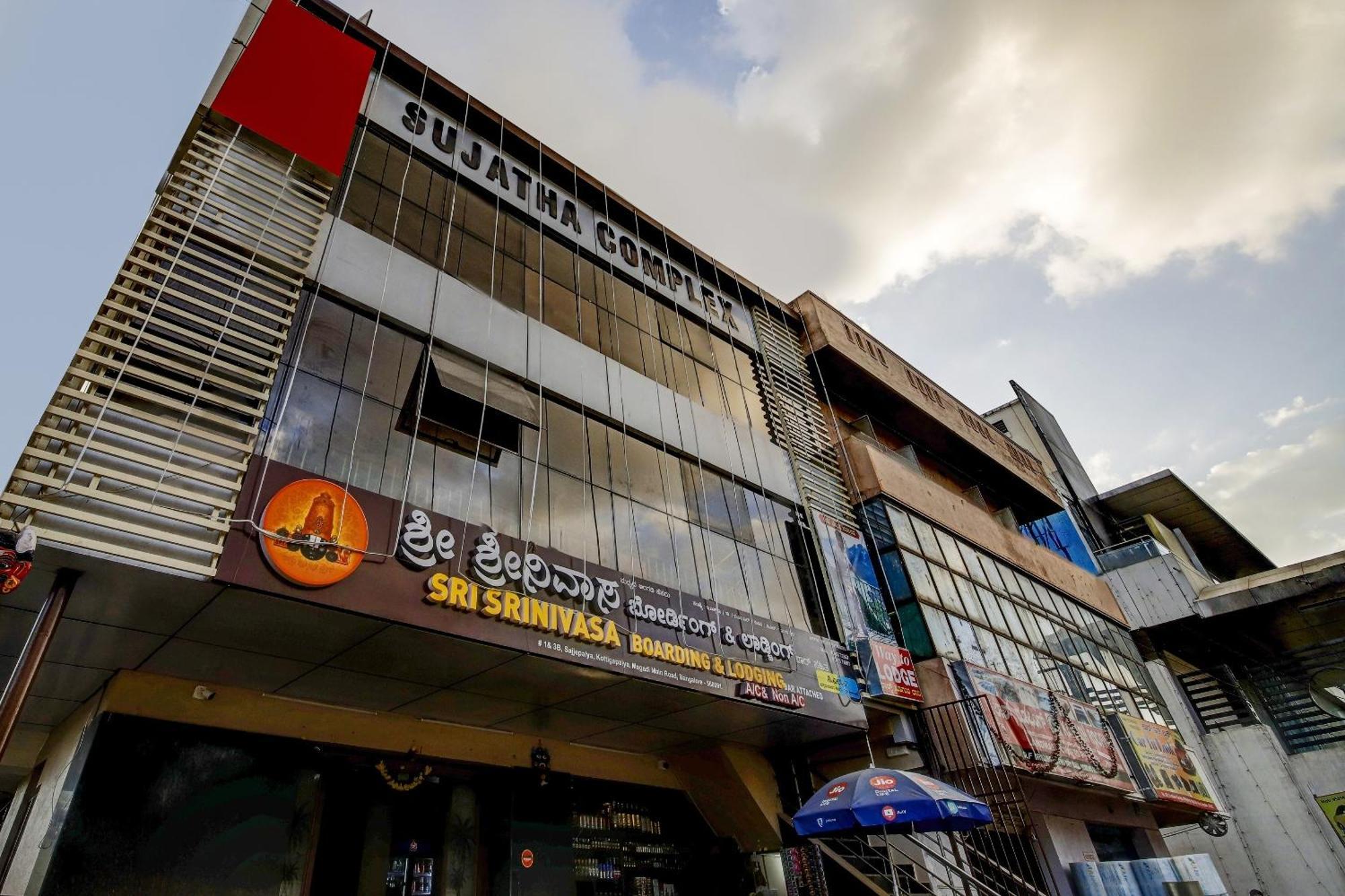 Spot On 73621 Srinivasa Boarding And Lodging Jalahalli Ngoại thất bức ảnh